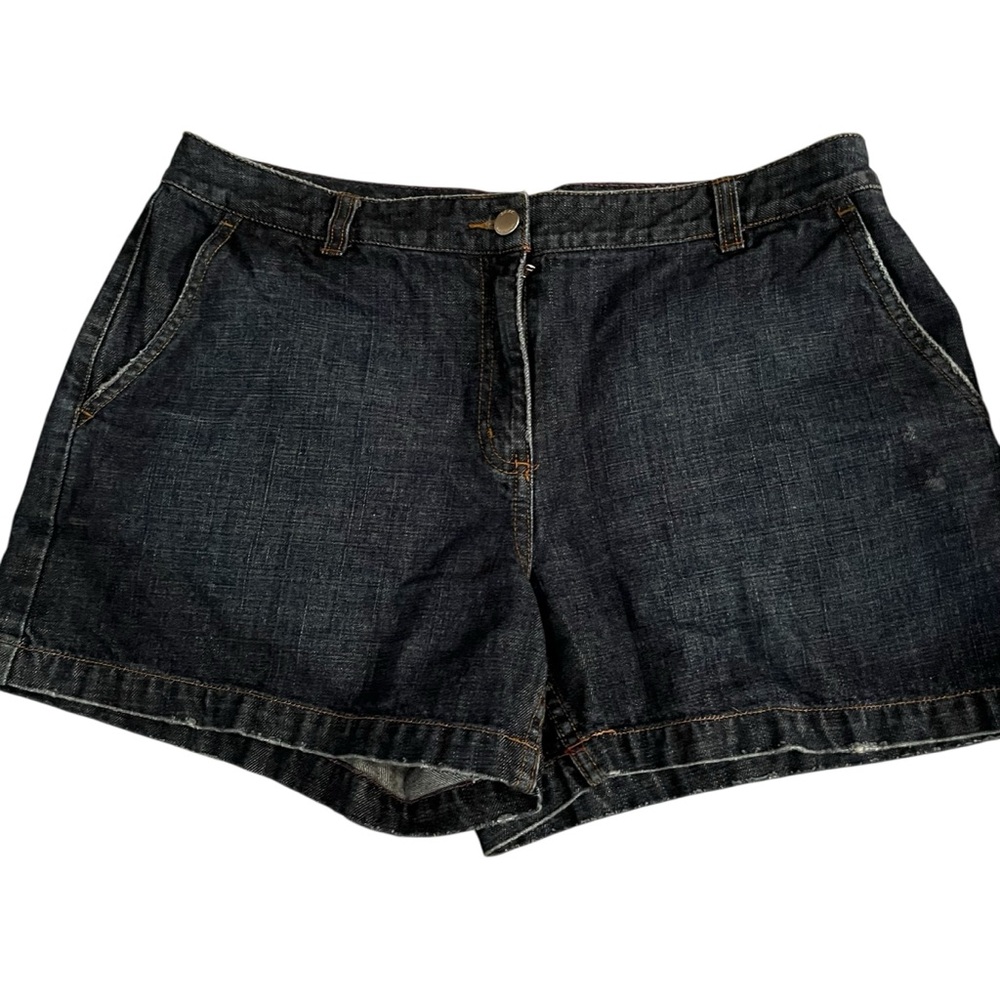Isaac Mizrahi size 14 flat front jean shorts with pockets
